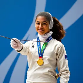 Bia Bulcão conquista ouro inédito na esgrima dos Jogos Sul-Americanos